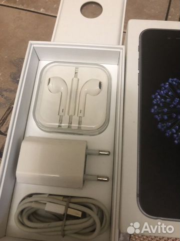 Телефон iPhone 6