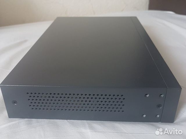 Коммутатор TL-SF1016DS 16 портовый Fast Ethernet