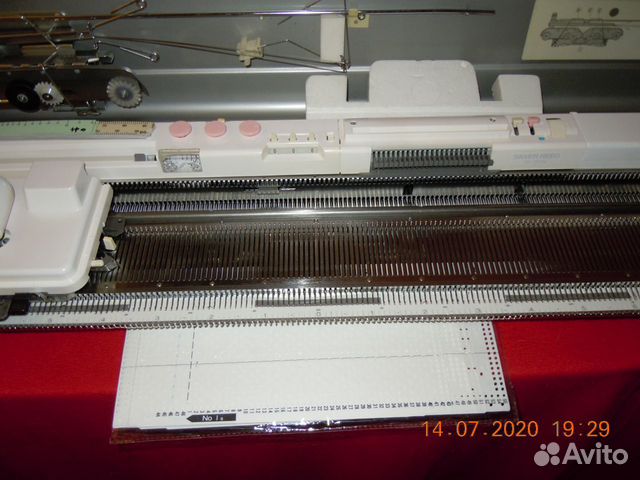 Вязальная машина Сильвер (Silver Reed) SK-700 Вязальная машина Сильвер (Silver Reed) SK-700