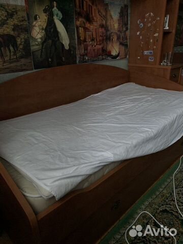 Кровати Кровати