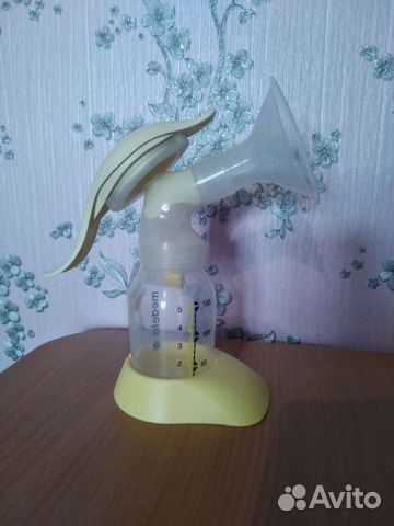 Молокоотсос ручной medela