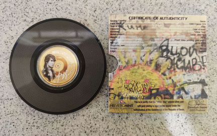 Монета 1000 франков Виктор Цой