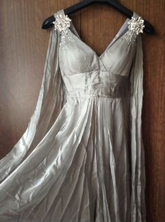 Вечернее платье со шлейфом