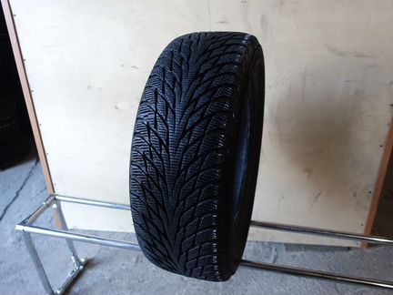 215 50 17 Nokian Hakkapelitta R2 288E XL