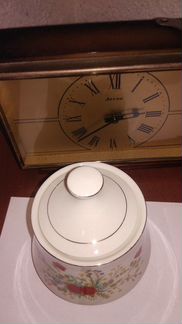 Фарфоровая сахарница гдр 1970е новая