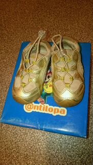 Кроссовки кожаные 21 размер