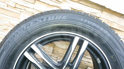 Зимние шины Bridgestone на дисках Yamato