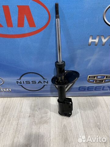 Амортизатор стойка перед Nissan almera G15 Лев, Пр