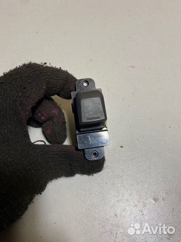 Кнопка стеклоподъемника Kia Rio 3