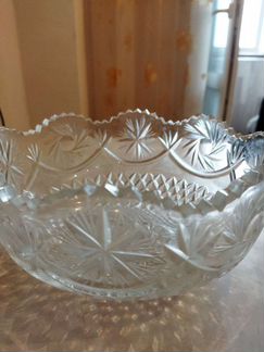 Хрустальная салатница