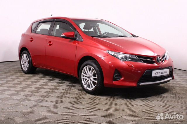 Toyota Auris 1.3 МТ, 2013, 43 676 км