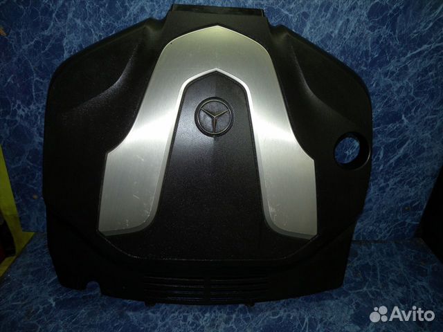Крышка двс верхняя Mercedes X166 W166 W292 C292 Ме