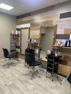 Сдам в аренду парикмахерское кресло