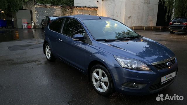 Авито бу форд хэтчбек. Форд фокус 2 темно синий. Авито форд фокус 2 рестайлинг. Фф3 белый. Форд бежевый.