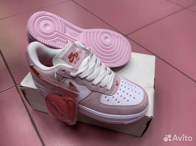 Nike Air Force 1 07 QS Valentine’s Day Love Letter