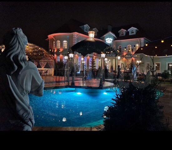 Дом 900 м² на участке 25 сот.