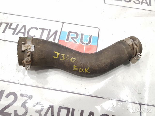 Патрубок топливного бака приора