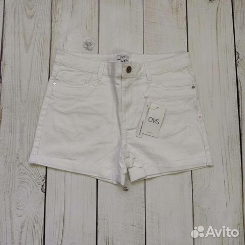 Белые шорты