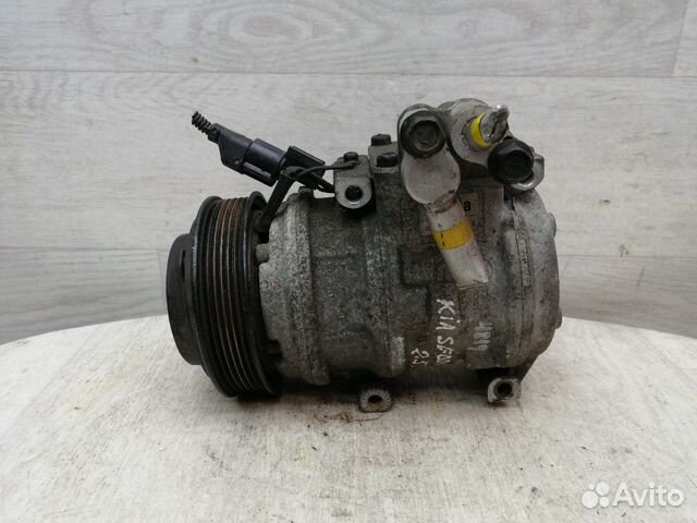 Компрессор кондиционера Kia Carnival 13250-25600