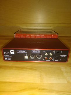 Внешняя звуковая карта Focusrite 2i4