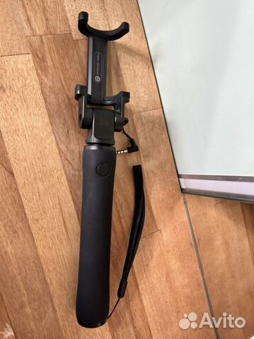 Монопод Xiaomi Mi Selfie Stick Wired, палка для се