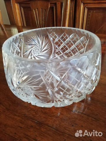 Хрустальная ваза