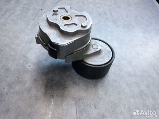 Натяжитель ремня мерседес