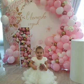 Фотозона в аренду на день рождения розовая гамма