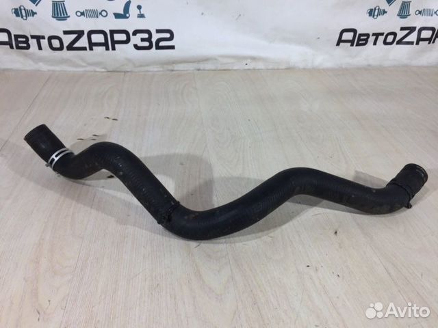 Патрубок системы охлаждения Лада Х-Рей 21129 2018
