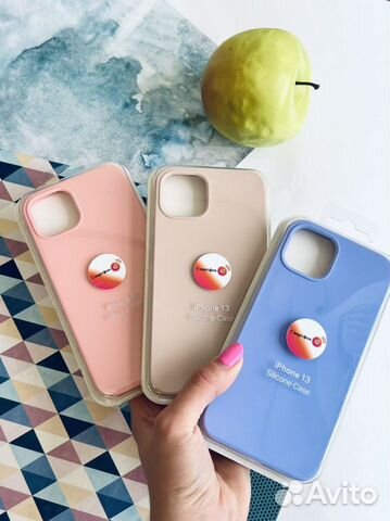 Чехол на iPhone 13