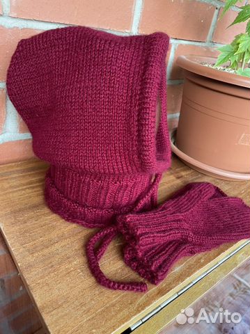 Капор женский вязаный