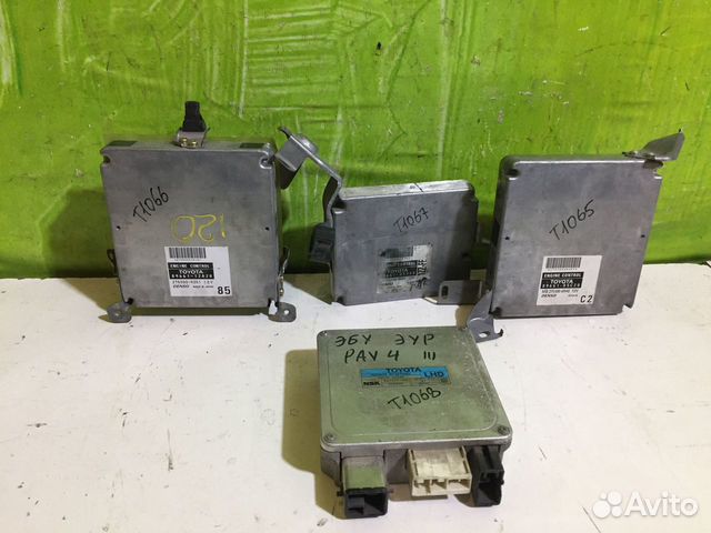 Блок управления Toyota Avensis Corolla E12 RAV4