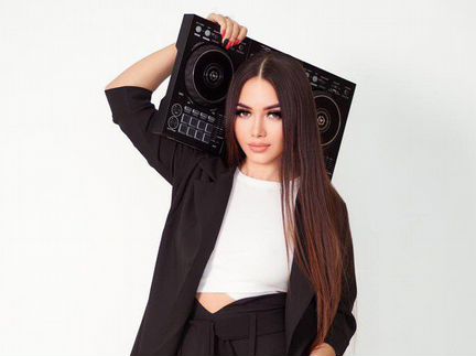 Диджей Девушка DJ + Оборудование, Москва