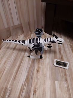 Робот динозавр