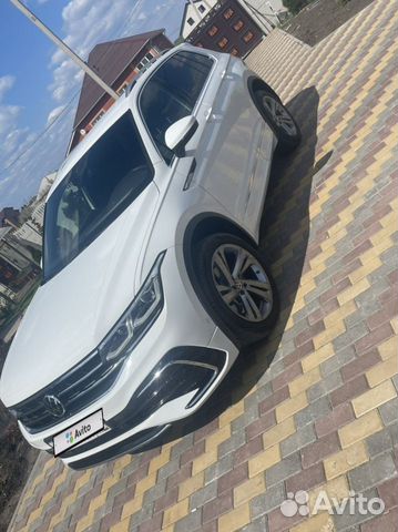 Volkswagen Tiguan 2.0 AMT, 2021, 17 000 км