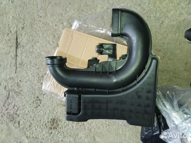 Резонатор воздушного фильтра на Солярис 2