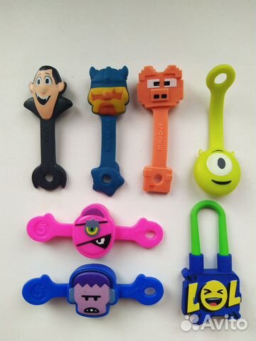 Бравлы, Скрепыши, тикеры-токеры