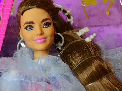 Барби Экстра В Радужном Платье фото 28