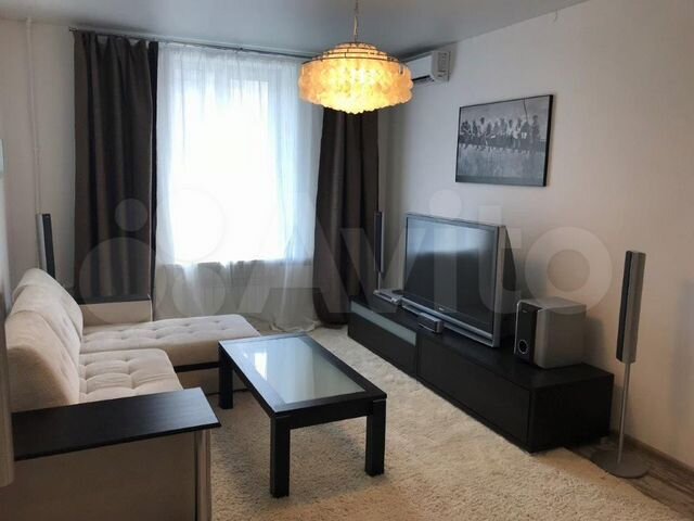 2-к. квартира, 54 м², 2/5 эт.