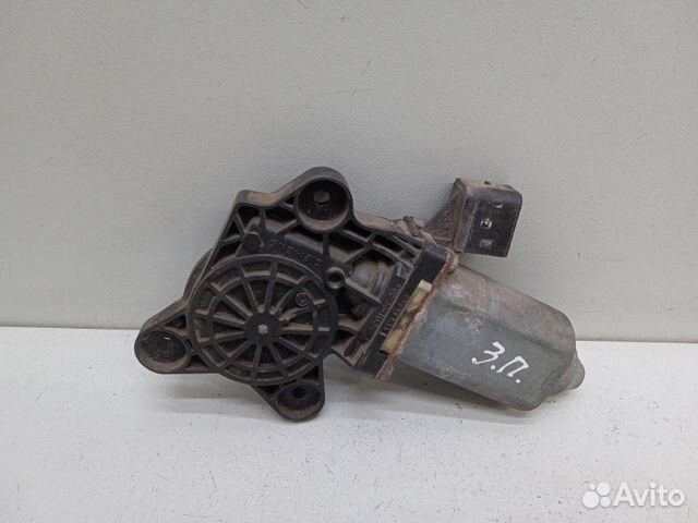 Моторчик стеклоподъемника задний правый