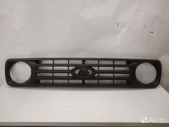 Решетка радиатора 21214 Урбан под эмблему