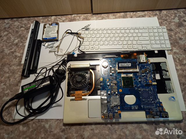 Sony Vaio sve1512d1rw разбор на запчасти