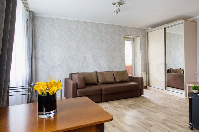 3-к. квартира, 60 м², 1/9 эт.