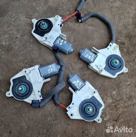 Моторчик стеклоподъемника Volkswagen/Skoda/Audi