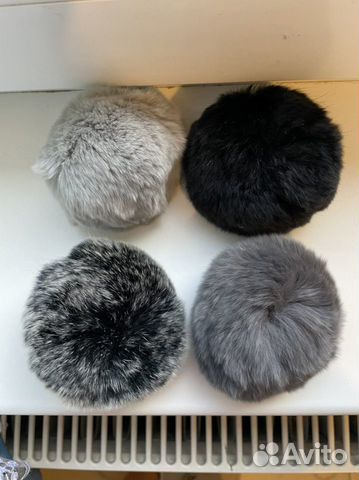 Меховые помпоны