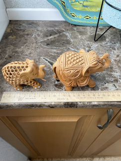 Статуэтки слоников из дерева