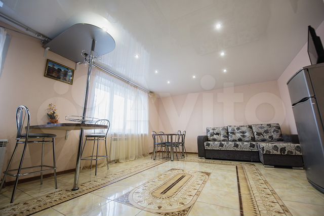 2-к. квартира, 99,8 м², 1/10 эт.