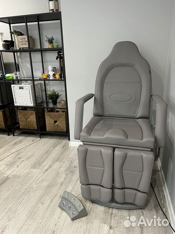 Педикюрное кресло с электроприводом