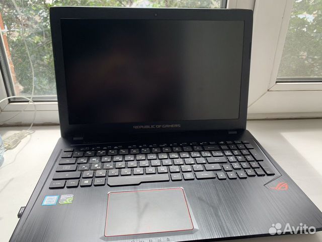 Игровой ноутбук Asus i7-7700,GTX1050ti