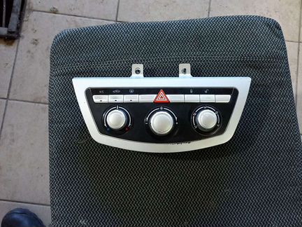 Блок управлениея отопителем Liffan Solano